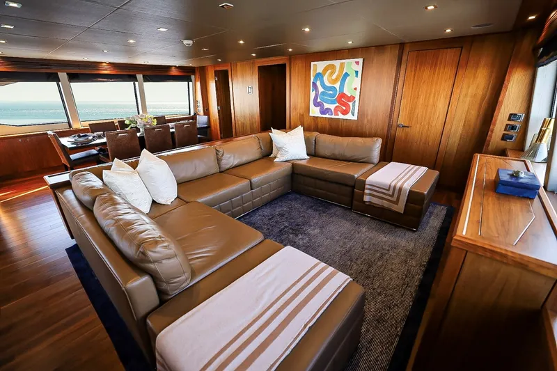 Slide: The Image of Sunseeker 133 2014 - 20