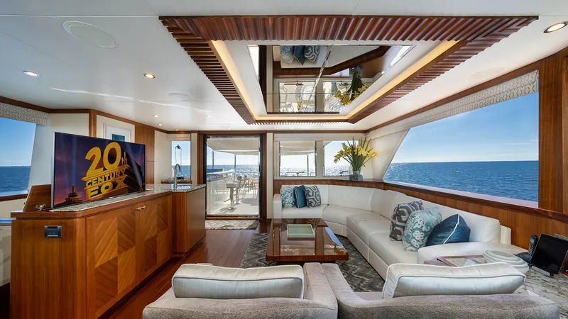 Slide: The Image of Ocean Alexander 100 2016 - 20