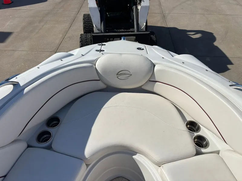 Slide: The Image of Crownline Boats 260 LS 2006 - 17