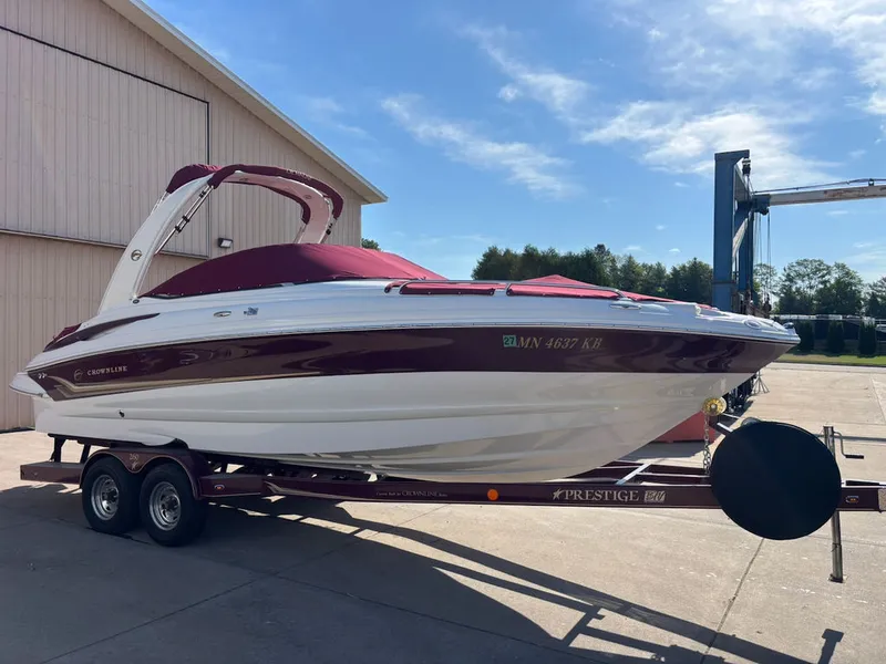 Slide: The Image of Crownline Boats 260 LS 2006 - 2
