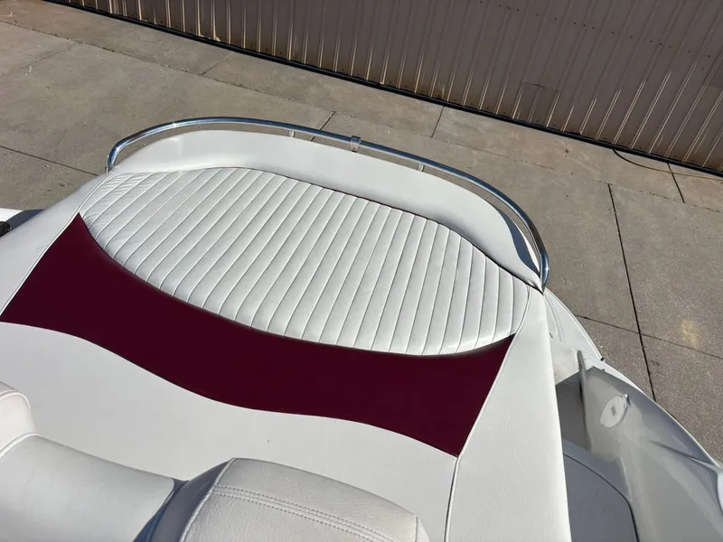 Slide: The Image of Crownline Boats 260 LS 2006 - 6