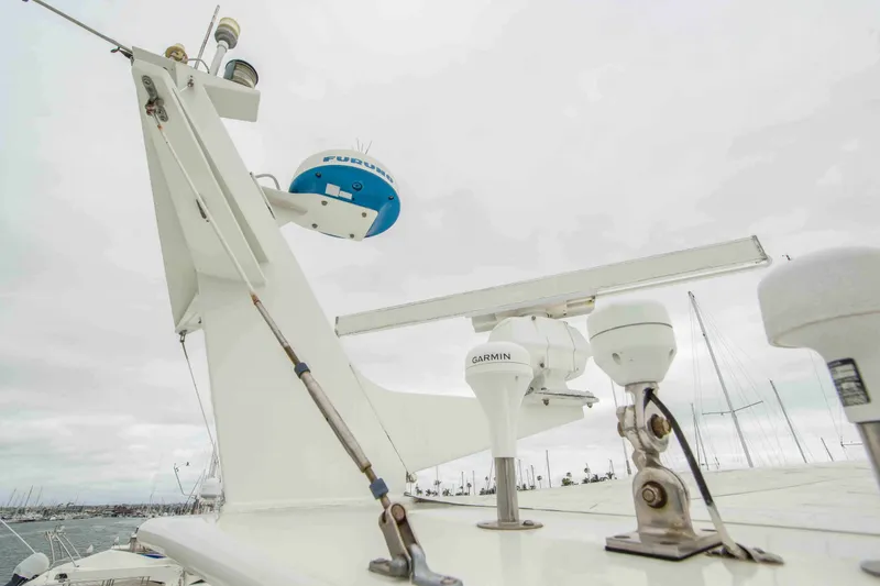 Slide: The Image of Hatteras Cockpit Motor Yacht 1992 - 50