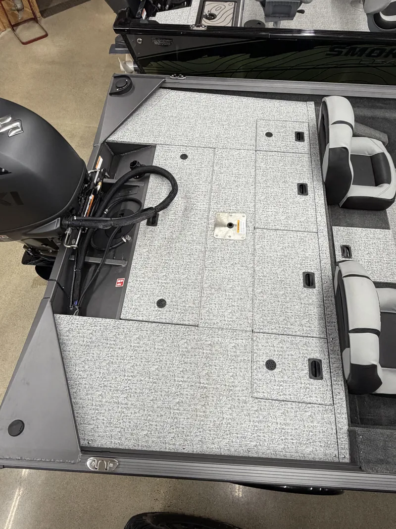Slide: The Image of Smoker Craft VIPERXR 175PRO 2026 - 2