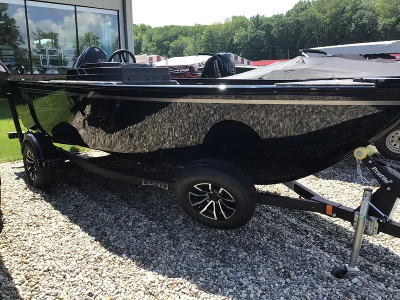 Slide: The Image of Lund 1650 Rebel XL SS 2026 - 2