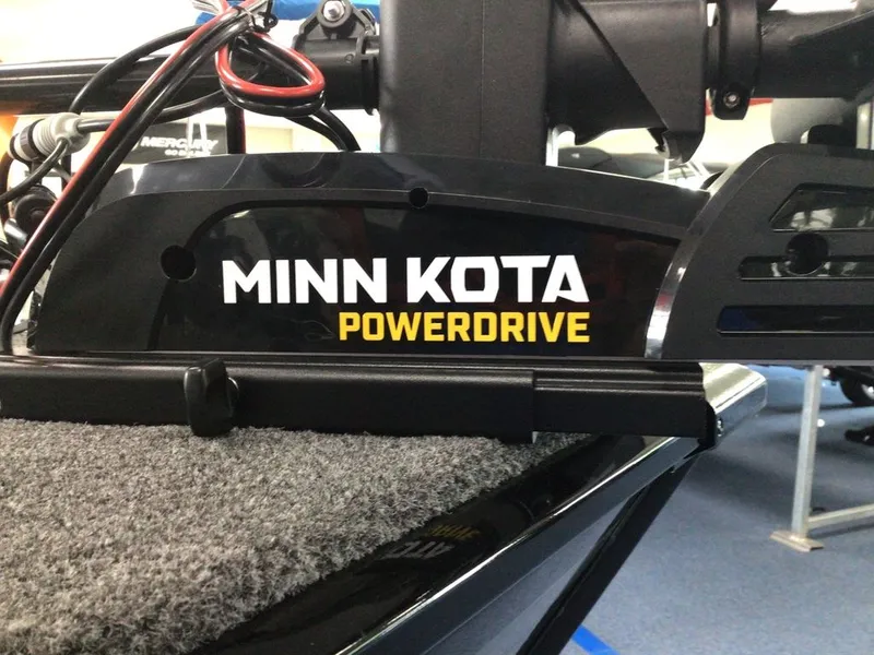 Slide: The Image of Lund 1650 Rebel XL SS 2026 - 3