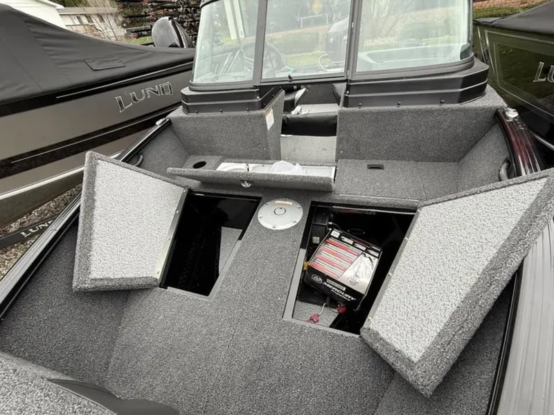 Slide: The Image of Lund 1650 Rebel XL Sport 2026 - 13