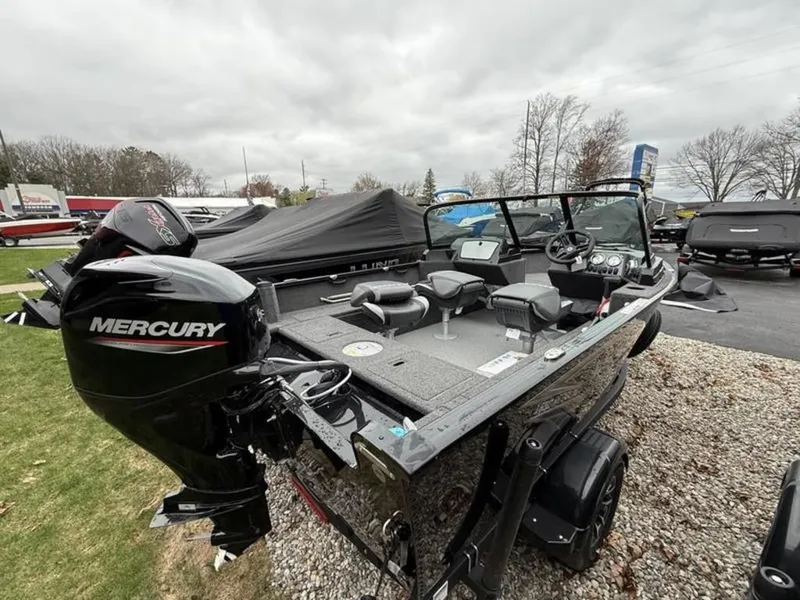 Slide: The Image of Lund 1650 Rebel XL Sport 2026 - 14