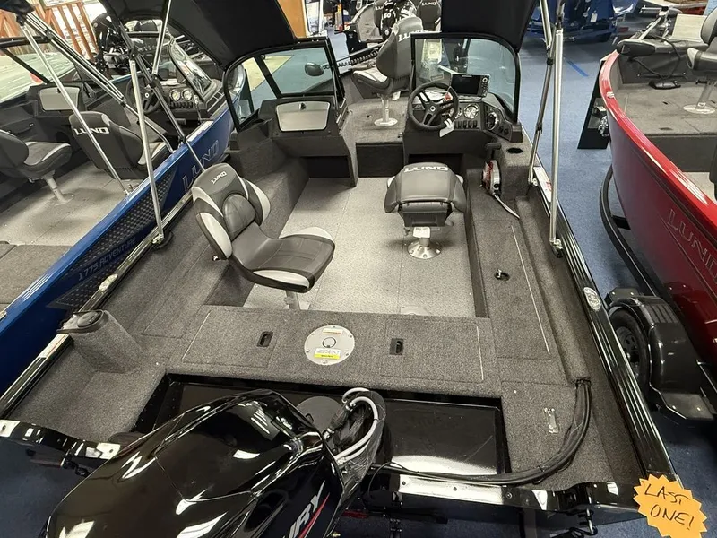 Slide: The Image of Lund 1650 Rebel XL Sport 2026 - 4