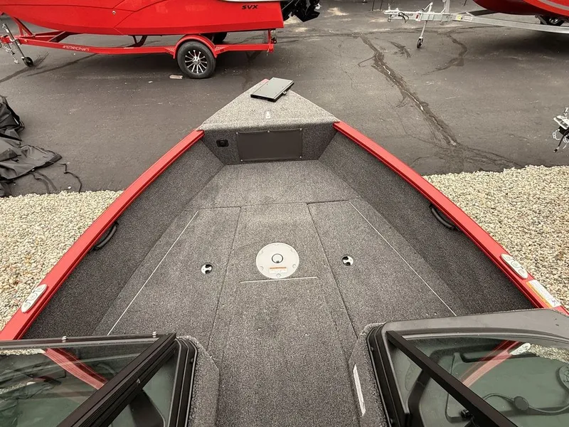 Slide: The Image of Lund 1675 Adventure Sport 2026 - 14