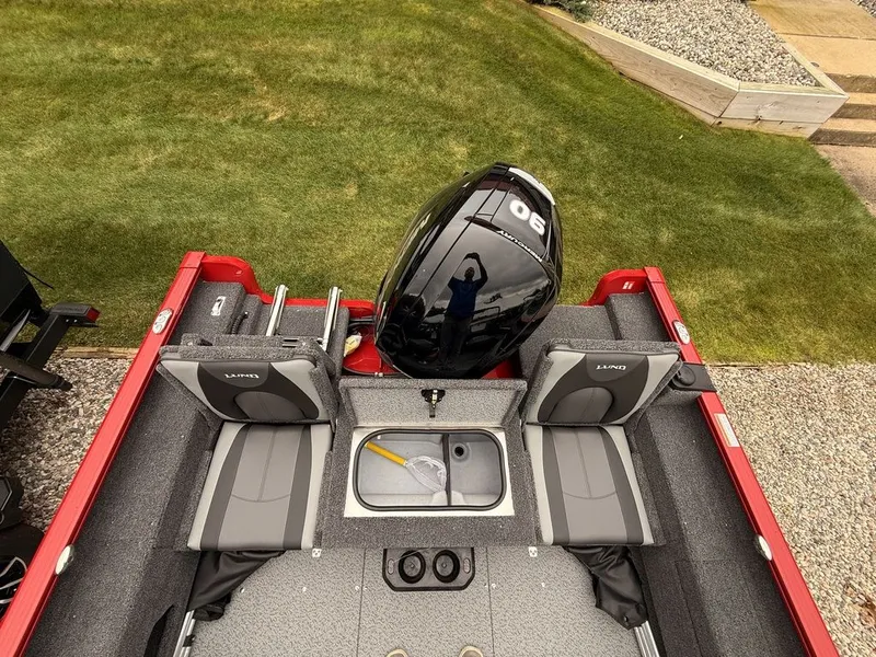 Slide: The Image of Lund 1675 Adventure Sport 2026 - 7