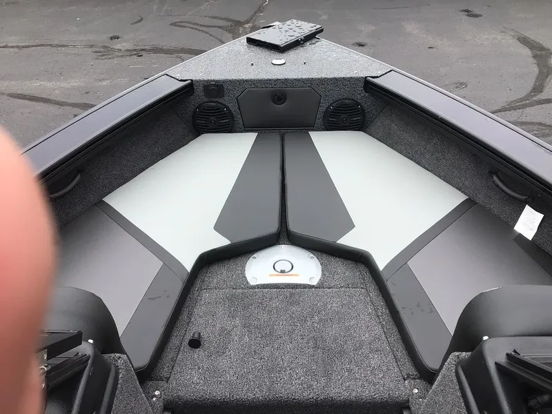 Slide: The Image of Lund 1875 CROSSOVER XS 2026 - 7