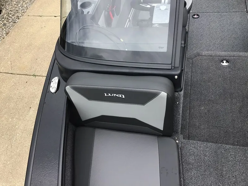 Slide: The Image of Lund 1875 CROSSOVER XS 2026 - 9