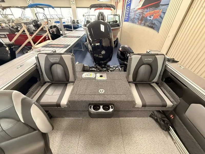 Slide: The Image of Lund 1875 Tyee Sport 2026 - 17