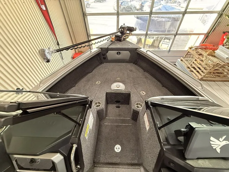 Slide: The Image of Lund 1875 Tyee Sport 2026 - 21