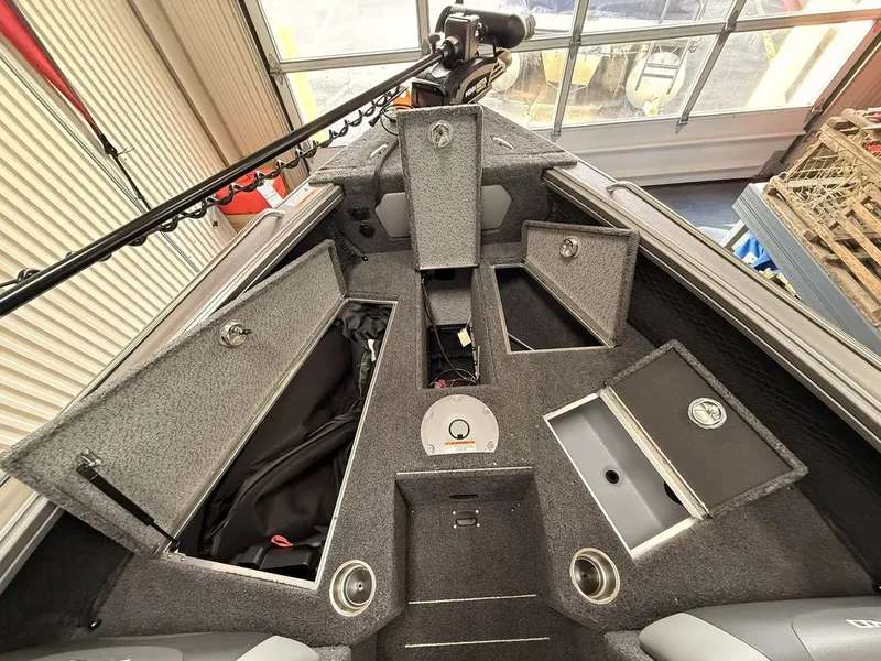 Slide: The Image of Lund 1875 Tyee Sport 2026 - 22