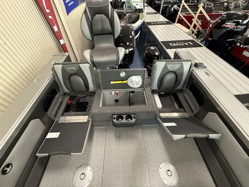 Slide: The Image of Lund 1875 Tyee Sport 2026 - 5