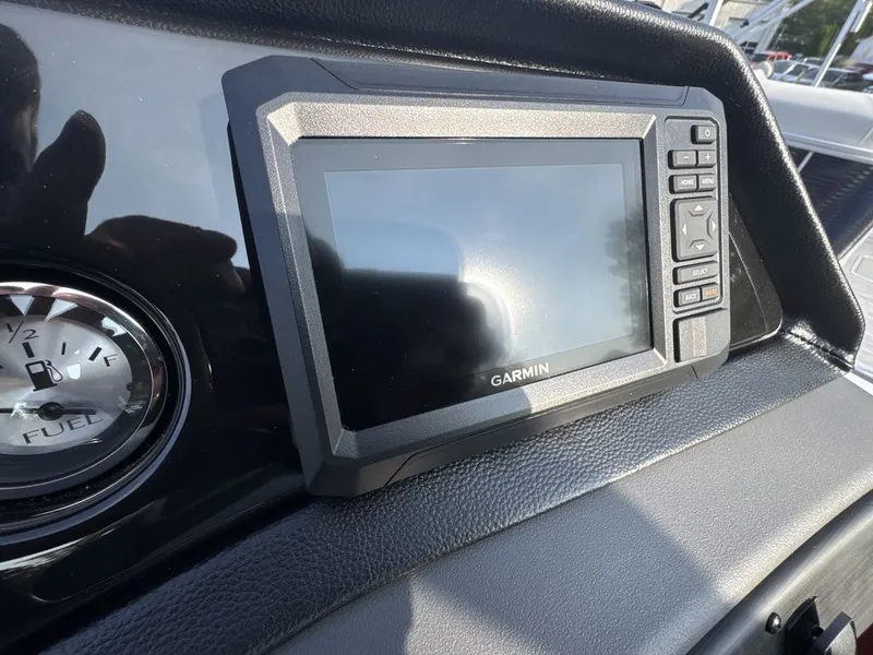 Slide: The Image of Bennington 20 S1 CRUISE 2026 - 22