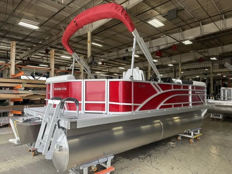 Slide: The Image of Bennington 20 S1 CRUISE 2026 - 34