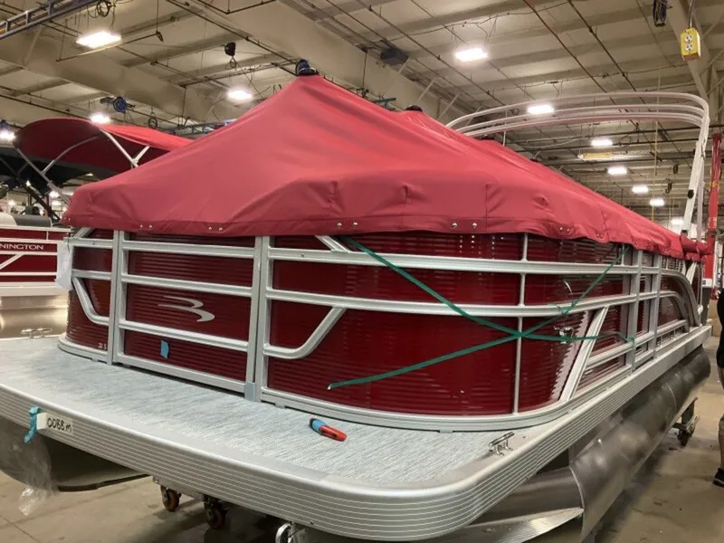 Slide: The Image of Bennington 20 S1 CRUISE 2026 - 37