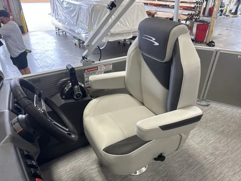 Slide: The Image of Bennington 20 S1 CRUISE 2026 - 11