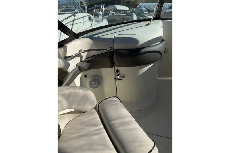 Slide: The Image of Sea Ray 290 SLX 2006 - 18