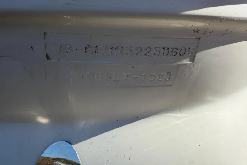 Slide: The Image of Sea Ray 290 SLX 2006 - 21