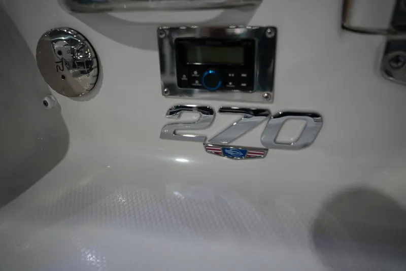 Slide: The Image of Chaparral 270OSX 2025 - 8
