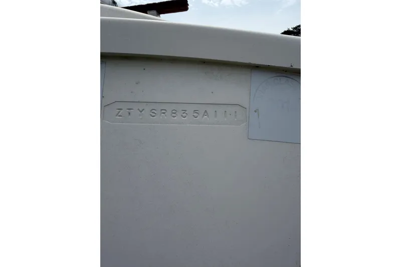 Slide: The Image of Ontario Yachts Sonar 2012 - 24