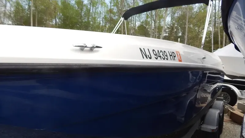 Slide: The Image of Bayliner Element E21 2021 - 6