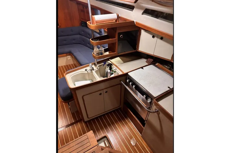 Slide: The Image of C&C 37-40+ 1990 - 26