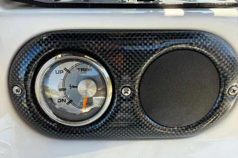 Slide: The Image of Campion Explorer 602 Center Console 2013 - 32