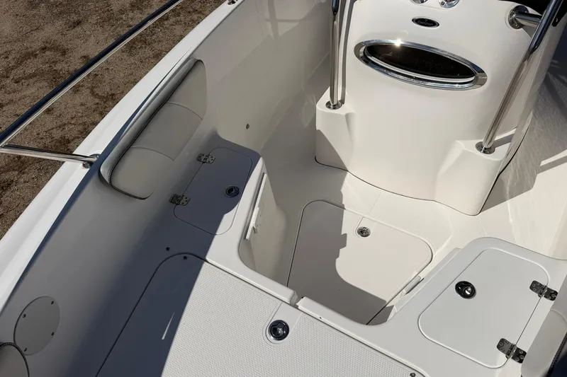 Slide: The Image of Campion Explorer 602 Center Console 2013 - 25