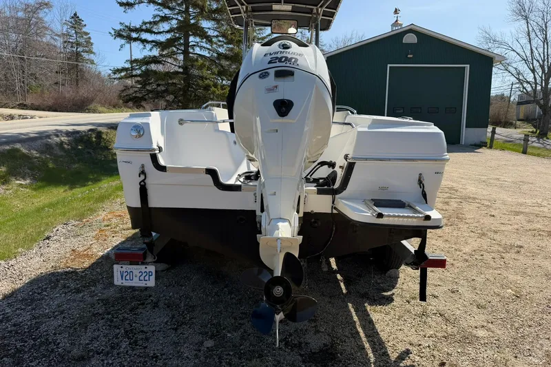 Slide: The Image of Campion Explorer 602 Center Console 2013 - 7