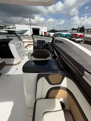 Slide: The Image of Yamaha 275SDX 2023 - 6