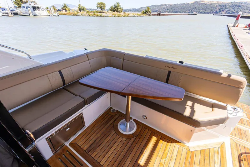 Slide: The Image of Sea Ray Sundancer 400 2017 - 18