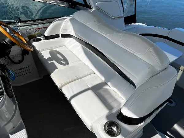 Slide: The Image of Formula 40 Performance Cruiser 2007 - 22