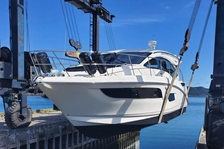 Slide: The Image of Sea Ray Sundancer 400 2016 - 14