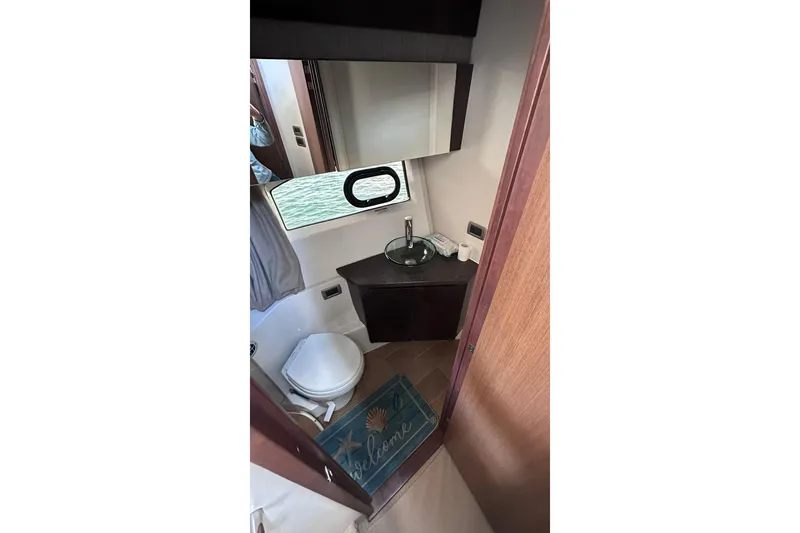 Slide: The Image of Sea Ray Sundancer 400 2016 - 27