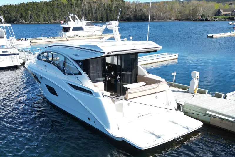Slide: The Image of Sea Ray Sundancer 400 2016 - 3