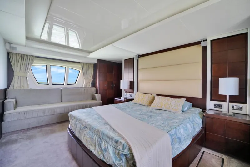 Slide: The Image of AZIMUT YACHTS 2009 - 8