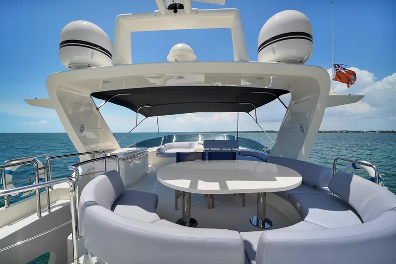 Slide: The Image of AZIMUT YACHTS 2009 - 16