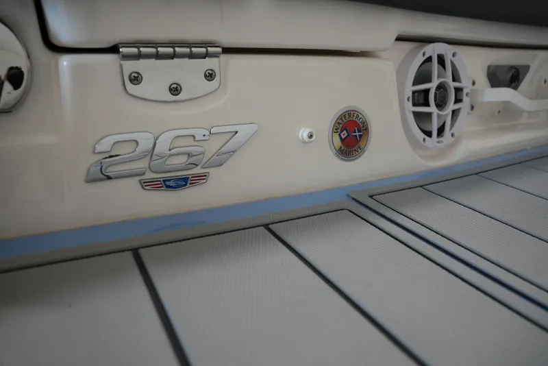 Slide: The Image of Chaparral 267SSX 2025 - 60