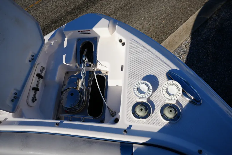 Slide: The Image of Chaparral 287SSX 2023 - 13