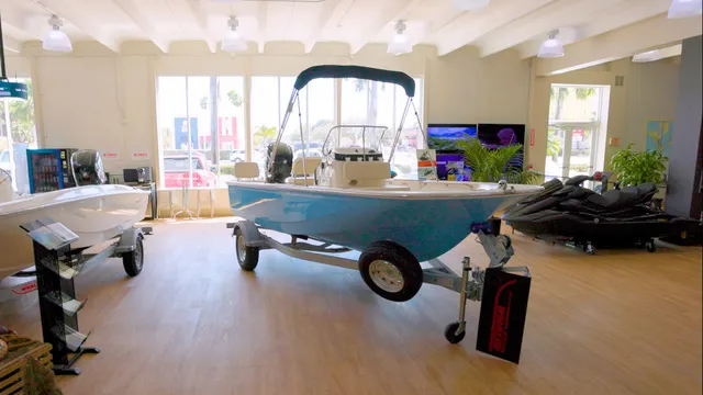 Slide: The Image of Boston Whaler 170 Montauk 2026 - 7