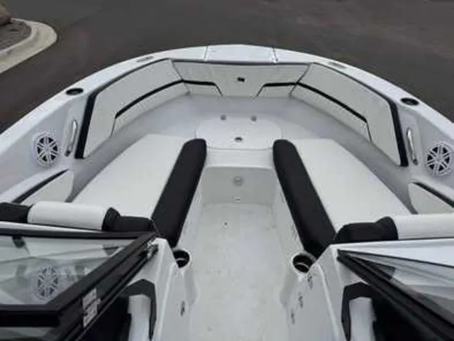 Slide: The Image of Stingray 20 SBX 2026 - 3