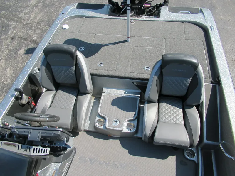 Slide: The Image of Caymas CX 21 PRO 2021 - 7