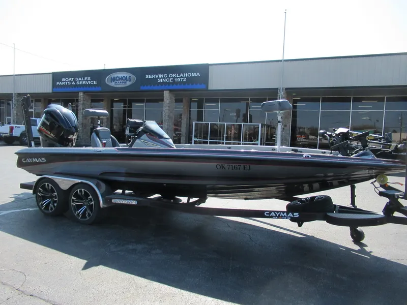 Slide: The Image of Caymas CX 21 PRO 2021 - 8