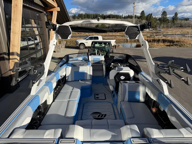 Slide: The Image of Malibu 24 MXZ 2026 - 8