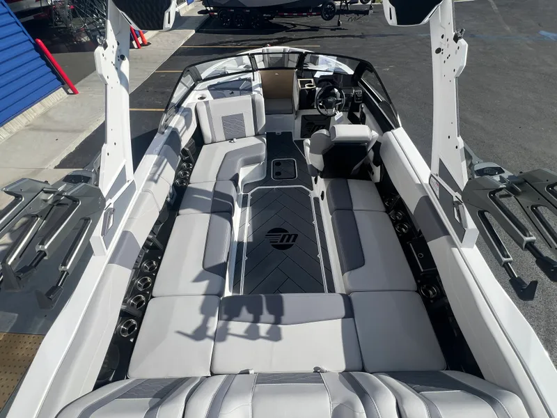 Slide: The Image of Malibu 23 LSV 2026 - 10