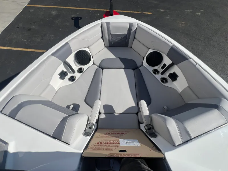 Slide: The Image of Malibu 23 LSV 2026 - 15